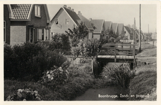 7213 Gezicht op de huizen nrs. 32-lager van het Zand- en Jaagpad te Baambrugge (gemeente Abcoude-Baambrugge), uit het ...